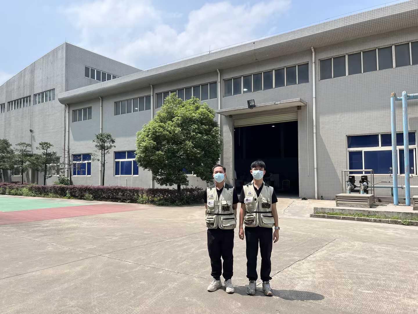 廠房樓面放置1500斤設備安全嗎？專業(yè)樓板承重檢測鑒定為您護航